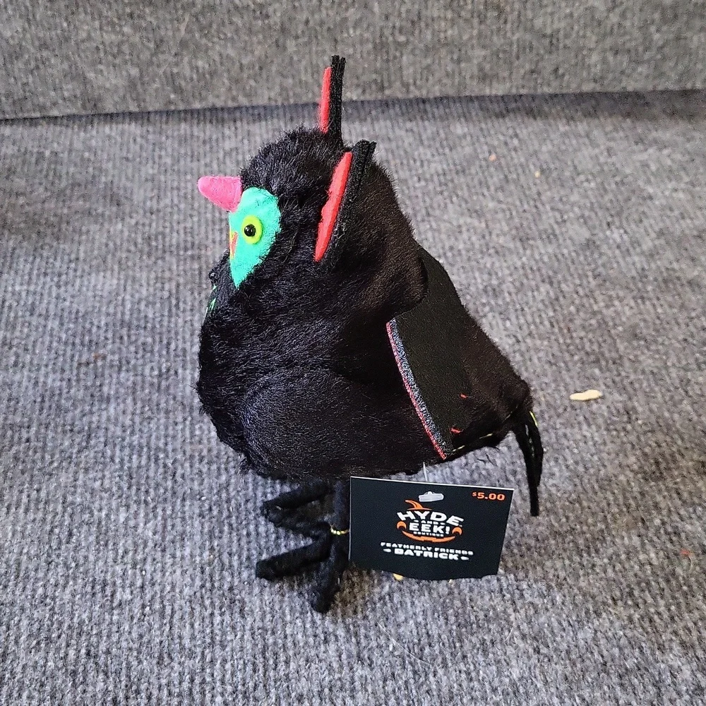 TARGET Spritz Hyde and Eek! Birds Halloween bat 2024